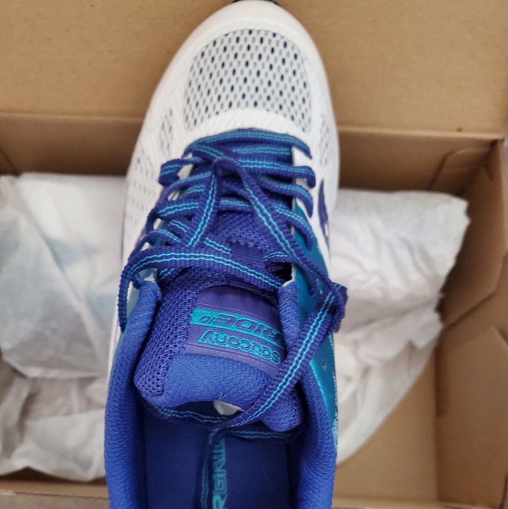 Shoes - Picture 2 of 4